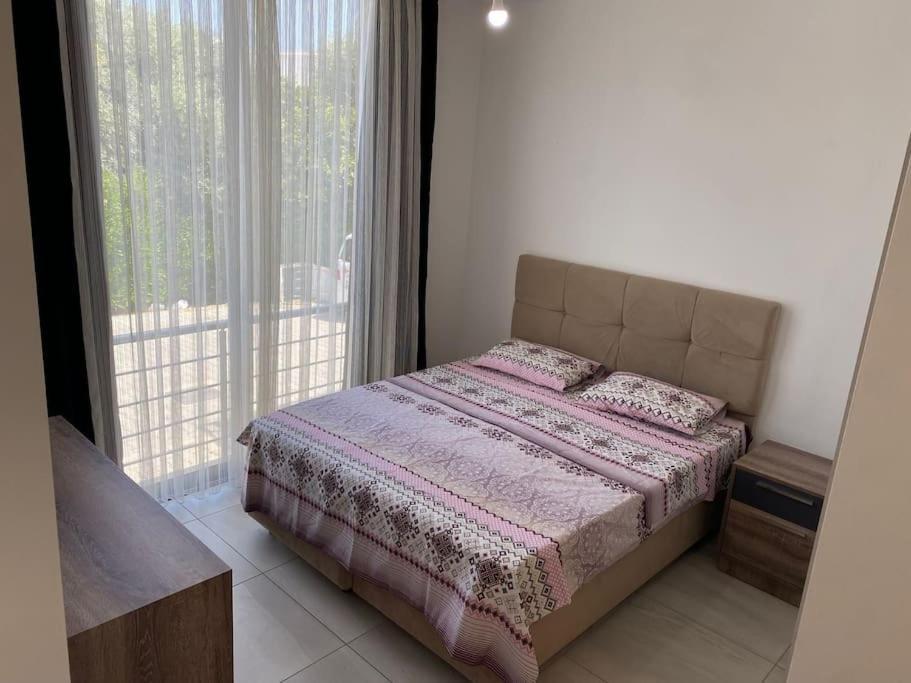 Girne/Zeytinlik 2+1 Muhtesem Terasli Daire Luaran gambar